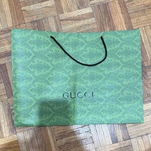 Gucci Patterned Green Paper Shopping Bag With Black Handles